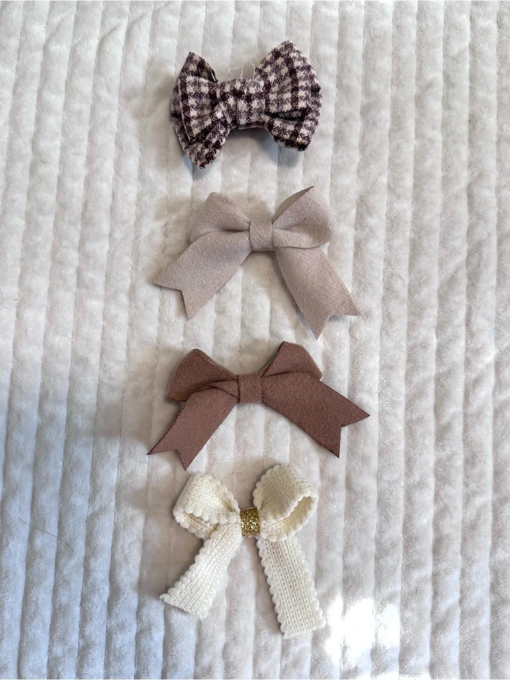 Neutral & Cream Kids Bow Hair Clip Set - 4 Pack